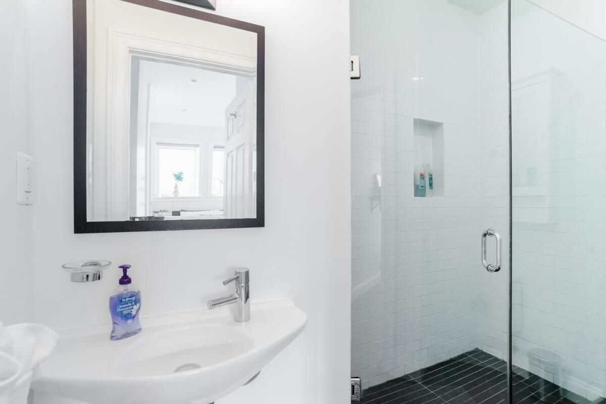 Сasa de vacaciones Decompress In The Zen Surroundings Of A Cozy Carriage House Washington